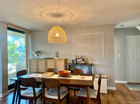 Dining - 724 166th St #5D, Whitestone, NY 11357 photo 2 of 3