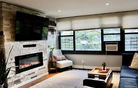 Living - 724 166th St #5D, Whitestone, NY 11357 photo 4 of 4