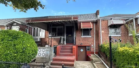 112 E 45th St, Brooklyn, NY 11203
