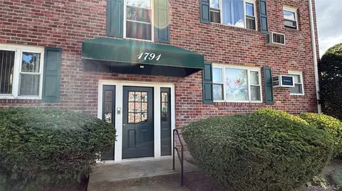 1791 Shipley Ave #1, Valley Stream, NY 11580