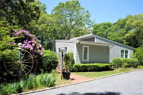 11 West Dr, East Hampton, NY 11937