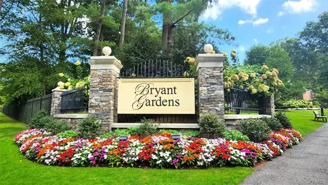 5 Bryant Cres #2F, White Plains, NY 10605