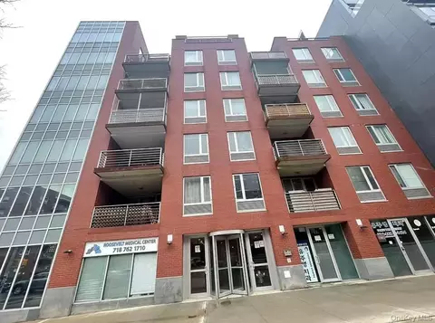 38-34 Parsons Blvd #8B, Flushing, NY 11354