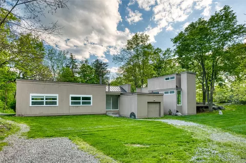 61 Indian Brook Rd, Philipstown, NY 10524