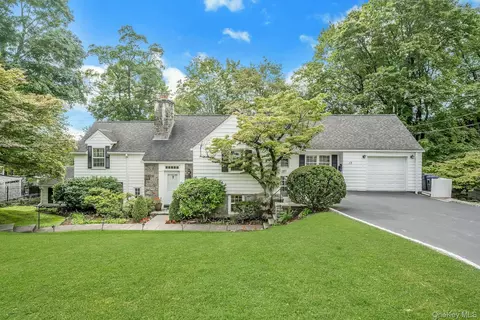 13 Barksdale Rd, Greenburgh, NY 10607