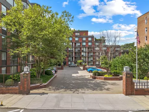 50 E Hartsdale Ave #3G, Greenburgh, NY 10530
