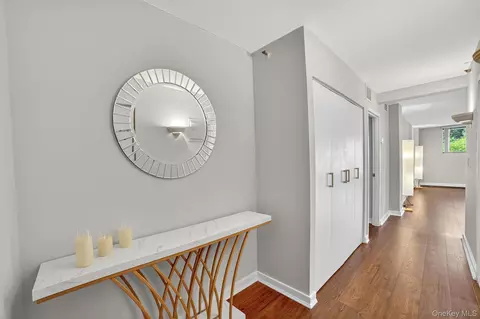 25 Rockledge Ave #901W, White Plains, NY 10601