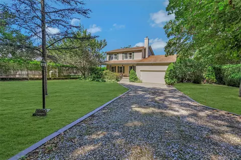 800 Goose Creek Ln, Southold, NY 11971