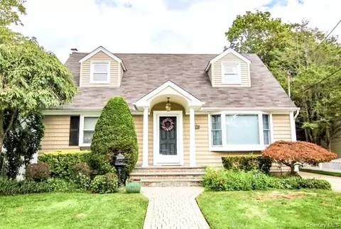 311 Maple Ave, East Meadow, NY 11554