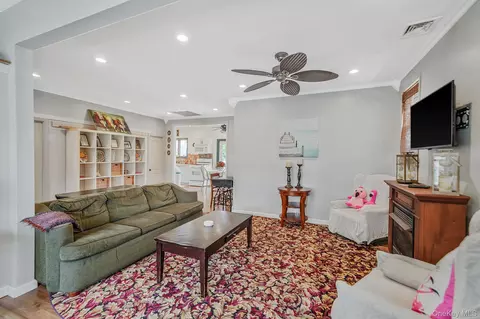 Other - 25 Patchogue St, Patchogue, NY 11772 photo 4 of 8