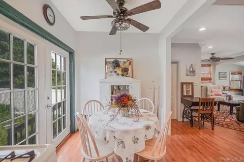 Dining - 25 Patchogue St, Patchogue, NY 11772 photo 1 of 1