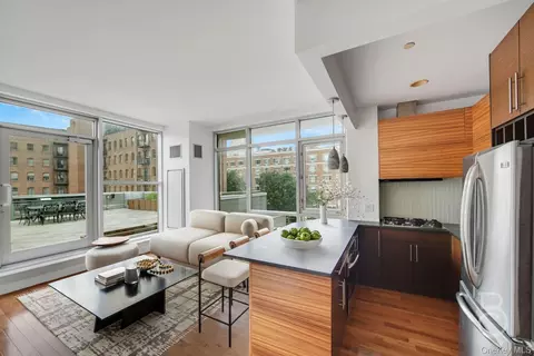 11-24 31st Ave #3A, New York, NY 11106