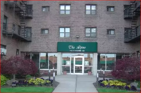 204-15 Foothill Ave #A34, New York, NY 11423