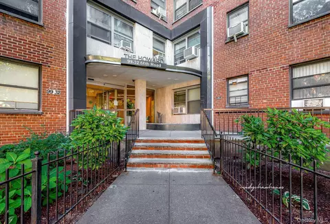 99-32 66th Rd #5B, New York, NY 11374