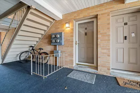 116 Westend Ave #8, Freeport, NY 11520 MLS# 924171 22 Photos