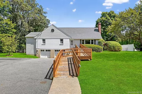 60 Eton Rd, Mount Pleasant, NY 10594