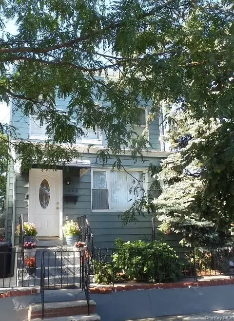 1048 E 98th St, Brooklyn, NY 11236