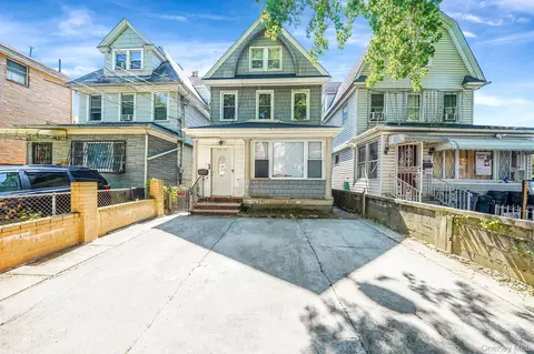 9414 51st Ave, Elmhurst, NY 11373