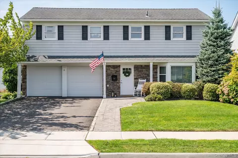 153 Biltmore Blvd, Massapequa, NY 11758