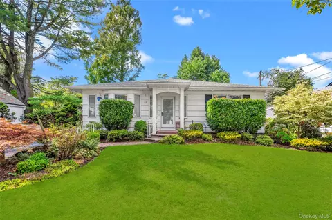 610 Park Ave, West Hempstead, NY 11552