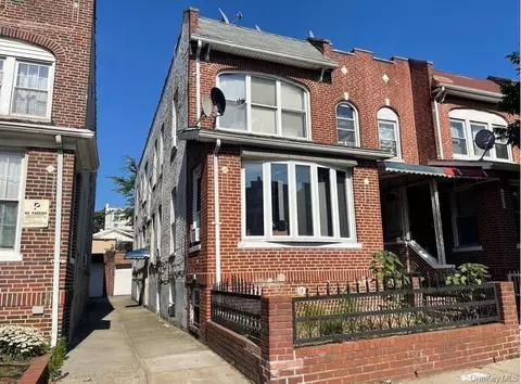 32-05 83rd St, New York, NY 11370