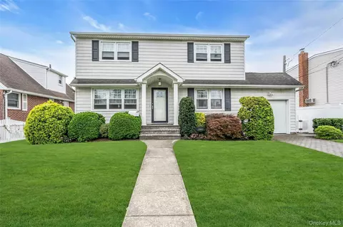 1057 Grand Blvd, Westbury, NY 11590
