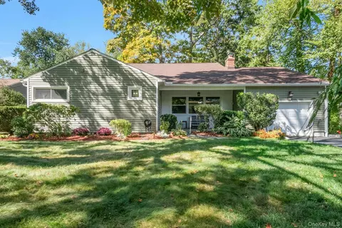 48 Ganung Dr, Ossining, NY 10562