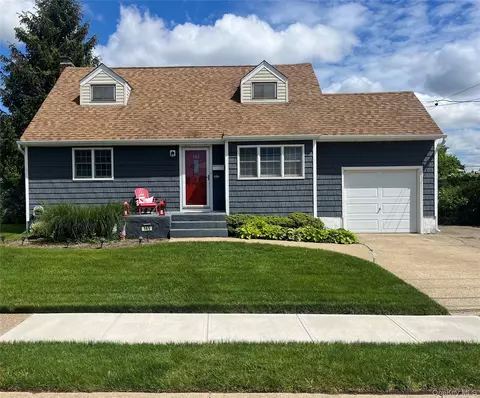 145 Old Farmingdale Rd, West Babylon, NY 11704