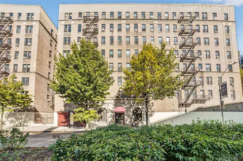 941 Jerome Ave #8F, New York, NY 10452