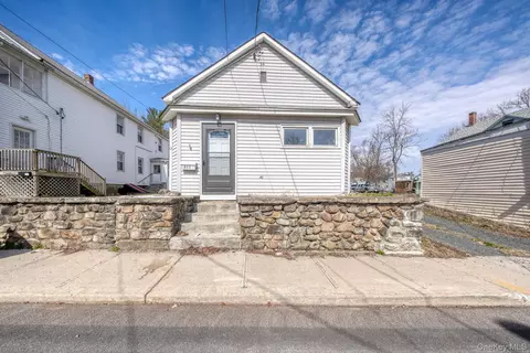 311 Tower Ave, Maybrook, NY 12543
