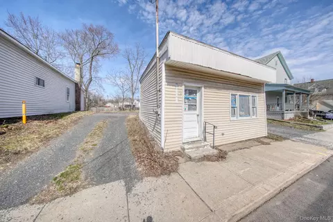 313 Tower Ave, Montgomery, NY 12543