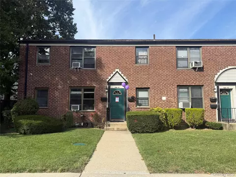 196-11 69th Ave #2ND, Fresh Meadows, NY 11365