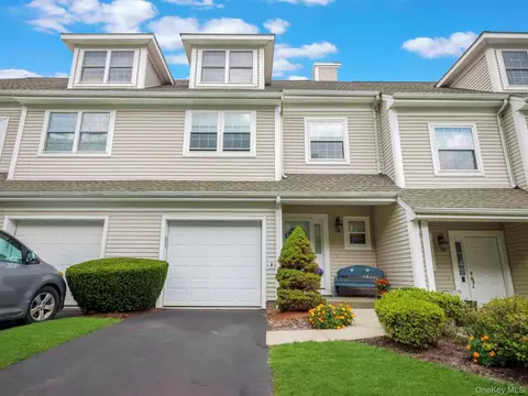 45 Underhill Dr, Ramapo, NY 10970