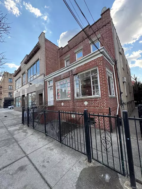 42-14 28th Ave, Astoria, NY 11103