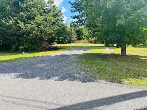 58 Britton St, Pine Plains, NY 12567