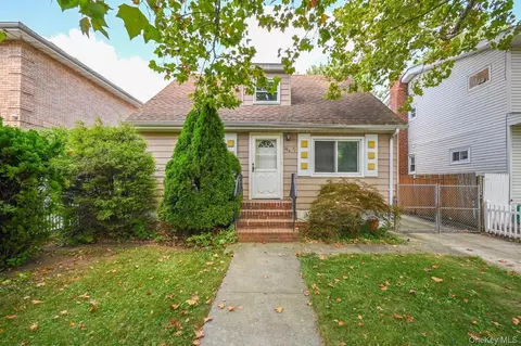 16471 Underhill Ave, New York, NY 11365