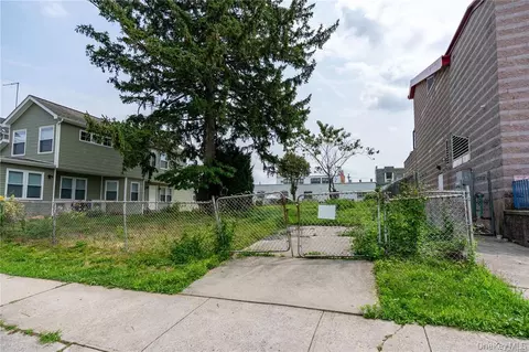 150-12 12 Ave, New York, NY 11357 photo 7