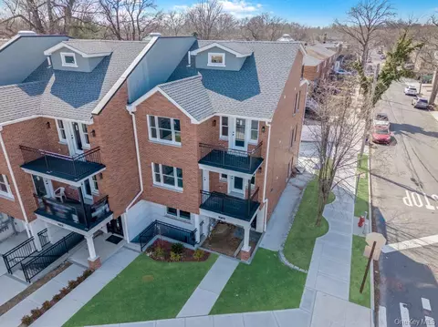 37-02 Francis Lewis Blvd, Bayside, NY 11361