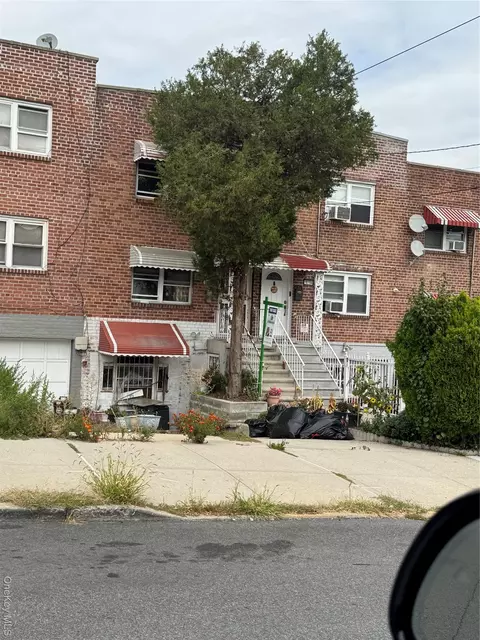 1017 E 229 Street Bronx, New York, NY 10466