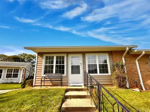 276 Berwick Ct #A, Ridge, NY 11961