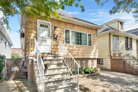 656 Wilcox Ave, New York, NY 10465