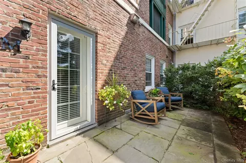 12 Brooklands #GM, Yonkers, NY 10708