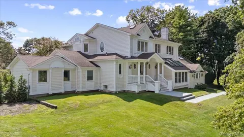 835 Channel Rd, Woodmere, NY 11598