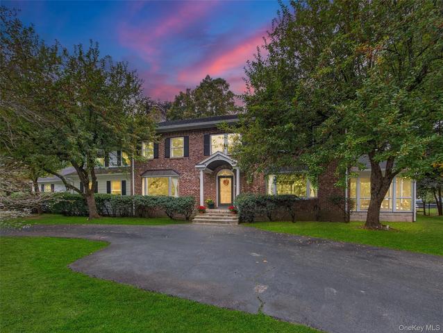 1 Vivian Pl, Ramapo, NY 10901