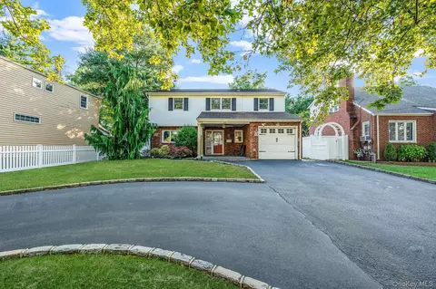 886 Bellmore Ave, North Bellmore, NY 11710