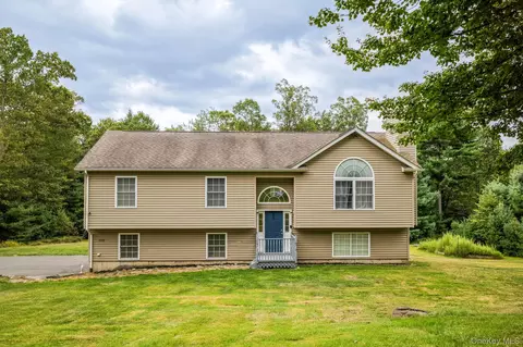 600 County Route 56, Mamakating, NY 12790