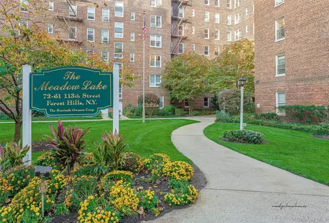 72-61 113th St #6P, New York, NY 11375
