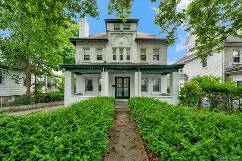 639 S 5th Ave, Mount Vernon, NY 10550