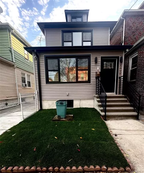 1725 Hone Ave, New York, NY 10461