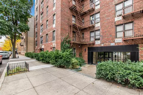 2165 Matthews Ave #4B, New York, NY 12462